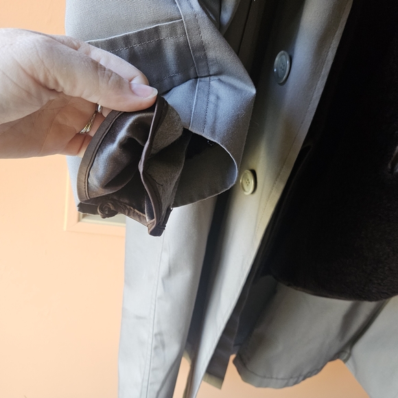 London Fog Men's Classic Gray Trench Coat - Picture 5 of 8